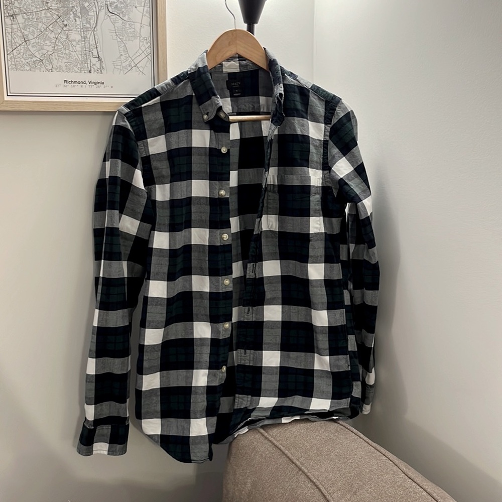 J. Crew S Plaid Men’s Button-down